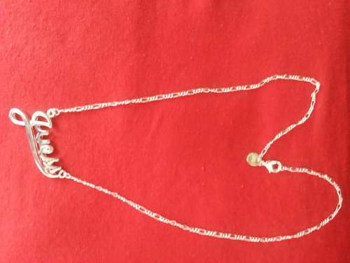 stunning Guess necklace