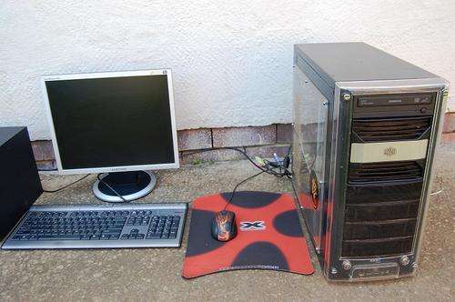 Beautiful Complete Gaming Pc preloaded with Windows 7 - PLEASE READ BEFORE BIDDING
