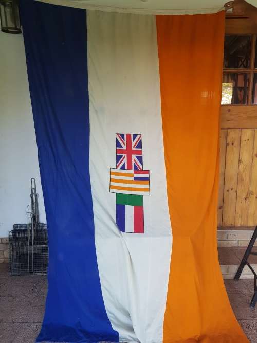 OLD SA FLAG 1968 SERIMONIAL