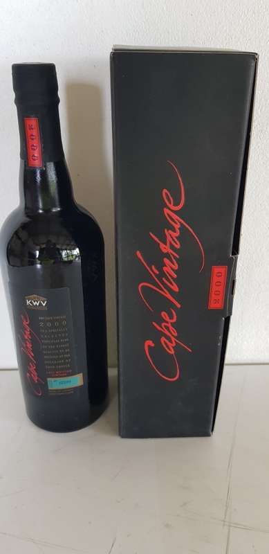 KWV CAPE VINTAGE 2000 IN BOX