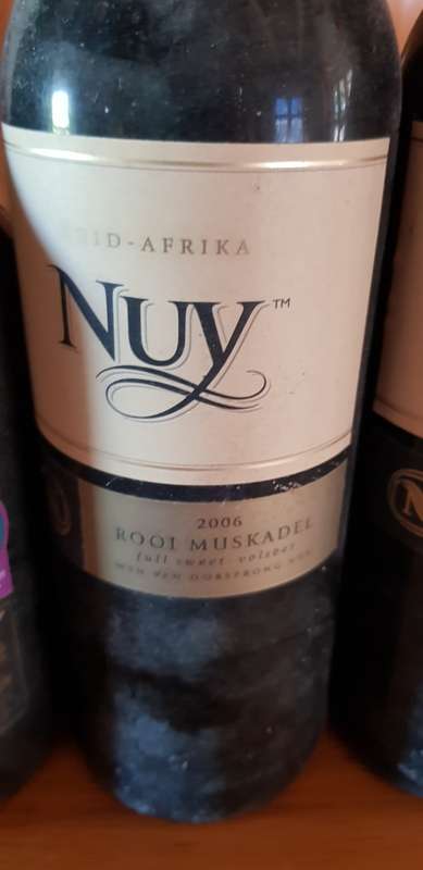 Nuy collection x 9 bottles