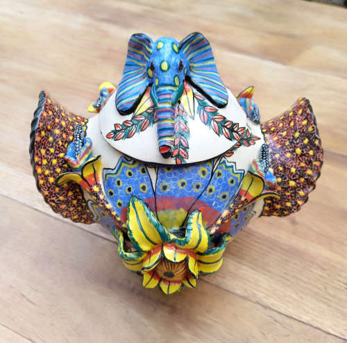 Beautiful Ardmore Jug with Elephant Lid. Signed and dated (2006). Modelled by Mirriam and painted by