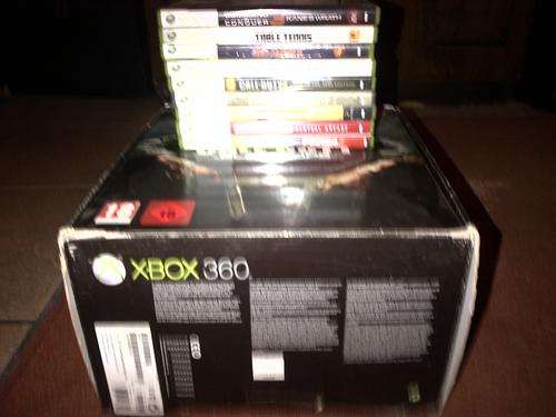 XBOX 360 S 250GB BLACK & 5 GAMES