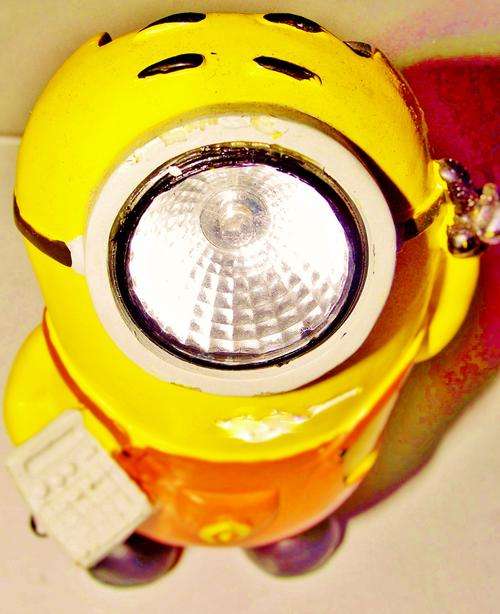 MINION ONE EYED - SO CUTE SOLAR INDOOR LIGHT