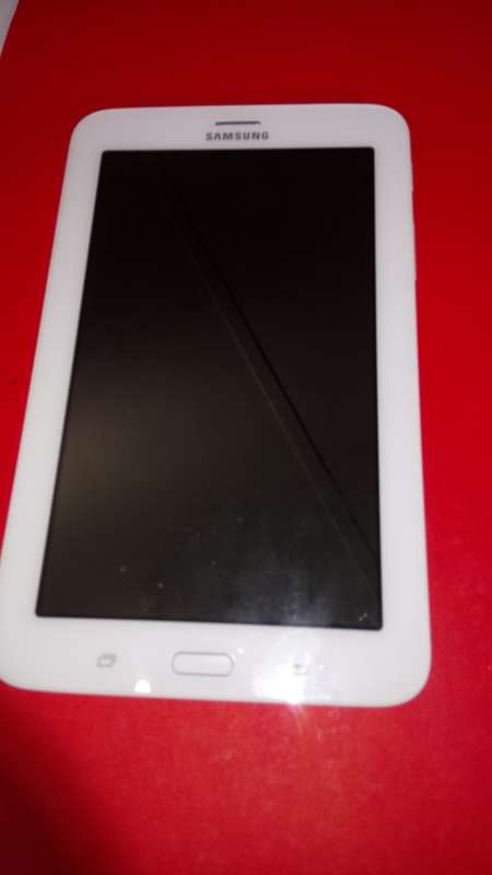 Samsung Galaxy tab 3 Lite *