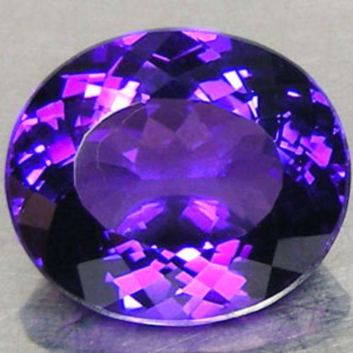 18.45 CT COLOUR CHANGE PURPLE TO PINK AMETHYST - (EST. VALUE R3,721.54)