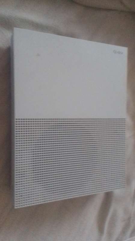 XBOX ONE S