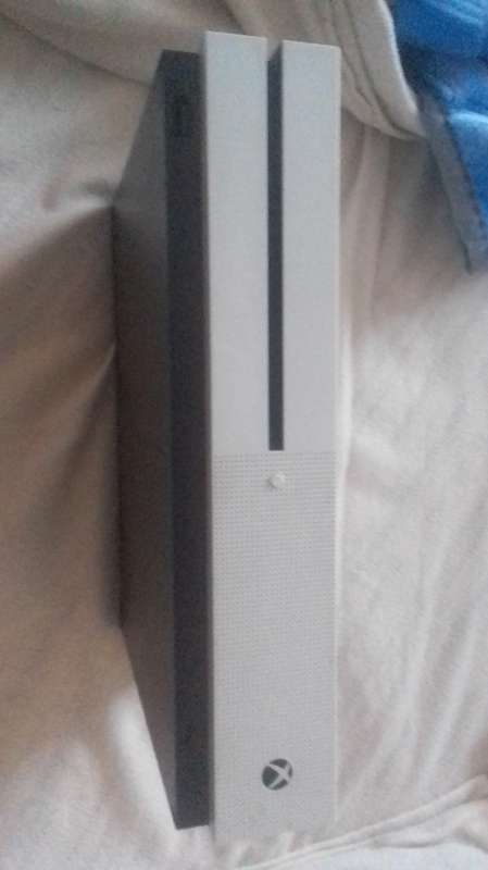 XBOX ONE S