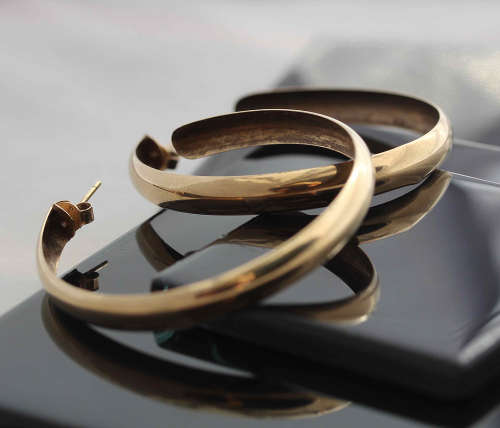 VINTAGE SOUTH AFRICAN 9CT GOLD HOOP EARRINGS. LARGE SIZE HOOP!