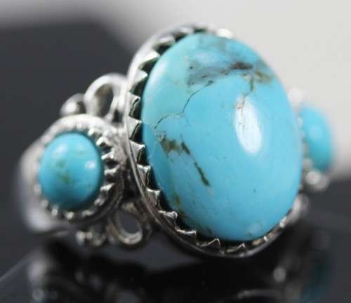VINTAGE NATURAL ARIZONA TURQUOISE GEMSTONE HAND-CRAFTED 925 STERLING SILVER RING. GOOD INCLUSIONS