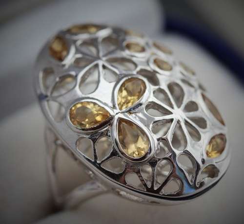 UNUSUAL OPENWORK STERLING SILVER 925 FLORAL DESIGN CITRINE GEMSTONE RING