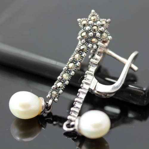 HANDCRAFTED 'SHOOTING STAR' MARCASITE AND REAL FRESHWATER PEARL DROP EARRINGS IN STERLING SILVER.925