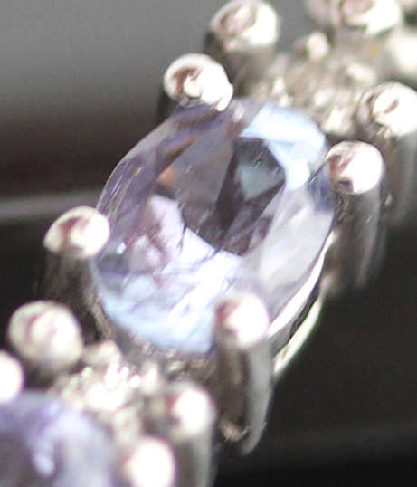 VINTAGE TANZANITE AND DIAMOND DELICATE PENDANT NECKLACE IN 10K WHITE GOLD. GEOMETRIC CUBE DESIGN.