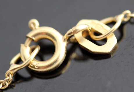 VINTAGE ENGLISH DIAMOND SOLITAIRE PENDANT 14ct YELLOW GOLD SIMPLE CHAIN JEWELLER CERTIFICATE R15'000