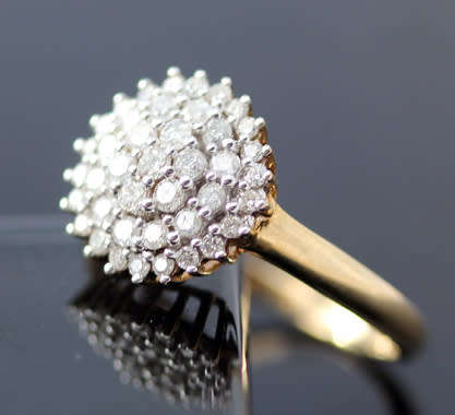 DIAMOND CLUSTER 9CT YELLOW GOLD RING. 41 BRILLIANT CUT DIAMONDS! *JEWELLER CERTIFIED R10'700*