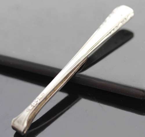 VINTAGE MAN'S "TEASPOON" CRAFT SOLID STERLING SILVER TIE CLIP. Hallmarked sterling