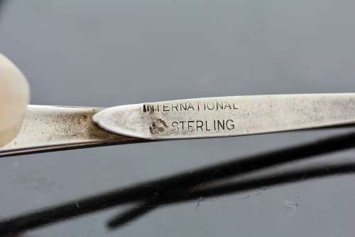 VINTAGE MAN'S "TEASPOON" CRAFT SOLID STERLING SILVER TIE CLIP. Hallmarked sterling
