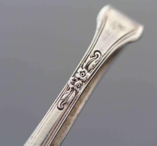 VINTAGE MAN'S "TEASPOON" CRAFT SOLID STERLING SILVER TIE CLIP. Hallmarked sterling