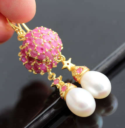 SUMPTUOUS RUBY AND PEARL GOLD-HUED STERLING SILVER DROP & DANGLE EARRINGS. 925