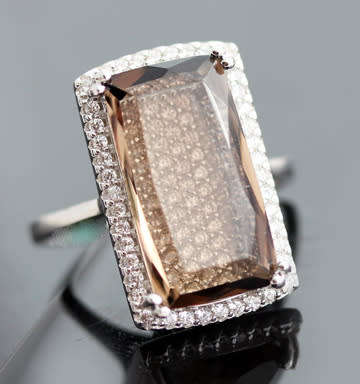 UNUSUAL RECTANGULAR SMOKY QUARTZ STERLING SILVER RING ON VISIBLE BED OF PAVE CRYSTALS