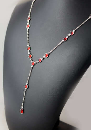 ELEGANT LONG T-SHAPE STERLING SILVER CABLE LINK CHAIN WITH DEEP RED GARNETS. 925