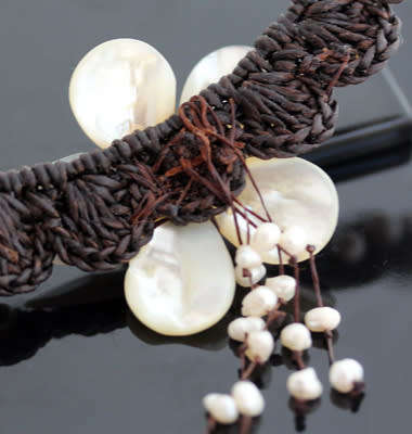HANDMADE BAROQUE PEARL AND MOTHER OF PEARL BRAIDED COLLAR NECKLACE. VERY UNUSUAL & PRETTY!
