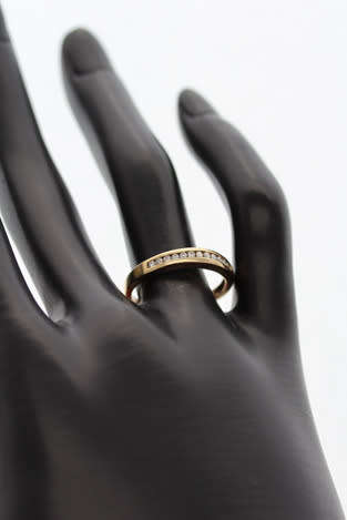 9CT YELLOW GOLD RING WITH CHANNEL SET NATURAL DIAMONDS CLASSIC HALF-ETERNITY. VINTAGE ENGLISH