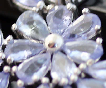 DRAMATIC AND ELEGANT REAL TANZANITE STERLING SILVER WAVE-LIKE RIGID FEATURE NECKLACE
