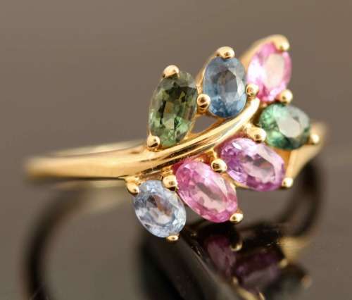 14K YELLOW GOLD NATURAL SAPPHIRE LEAF FROND RING. 375. AFRICA-MINED SAPPHIRES.