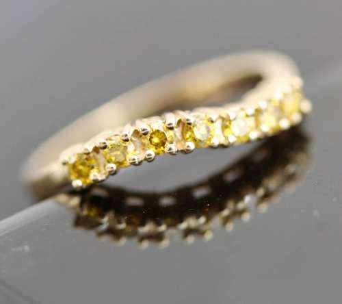 VINTAGE GOLDEN-YELLOW DIAMOND HALF ETERNITY 9CT YELLOW GOLD RING 375 *JEWELLER CERTIFIED AT R14'500