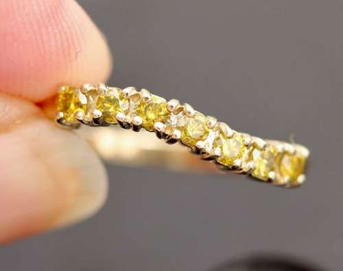 VINTAGE GOLDEN-YELLOW DIAMOND HALF ETERNITY 9CT YELLOW GOLD RING 375 *JEWELLER CERTIFIED AT R14'500