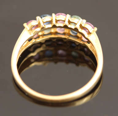 ENGLISH VINTAGE MULTI-COLOURED SAPPHIRE 14K YELLOW GOLD RING. GLORIOUS NATURAL COLOURS!