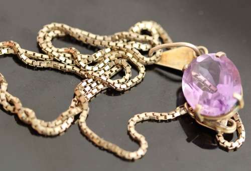 VINTAGE AMETHYST SOLITAIRE (7,63 carat) STERLING SILVER ON ITALIAN STERLING SILVER CHAIN