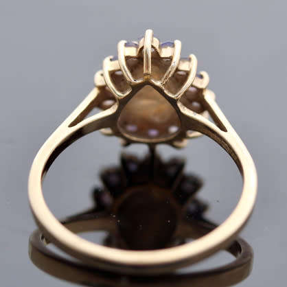 VINTAGE 9CT YELLOW GOLD PEAR FACETED NATURAL OPAL AND TANZANITE RING
