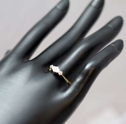 VINTAGE ART DECO DIAMOND TRILOGY 18CT YELLOW GOLD AND PLATINUM RING. circa 1930