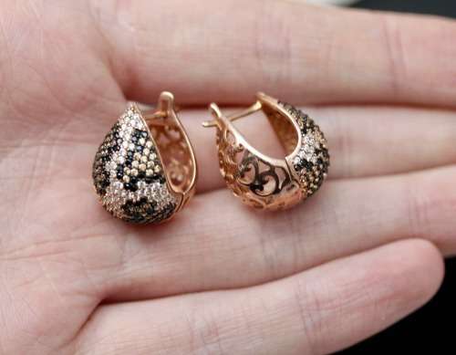 HEAVY BLACK, CREAM, TAN AAA QUALITY CUBIC ZIRCONIA ANIMAL PRINT ROSE GOLD HUE STERLING EARRINGS