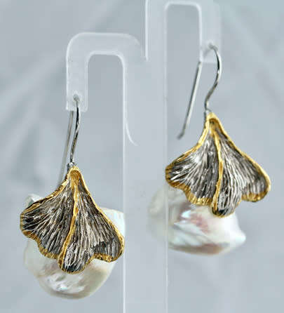 DRAMATIC HANDCRAFTED GORGEOUS BAROQUE PEARL STERLING SILVER DROP & DANGLE EARRINGS GOLD-HUED ACCENTS
