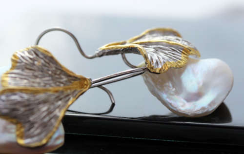 DRAMATIC HANDCRAFTED GORGEOUS BAROQUE PEARL STERLING SILVER DROP & DANGLE EARRINGS GOLD-HUED ACCENTS