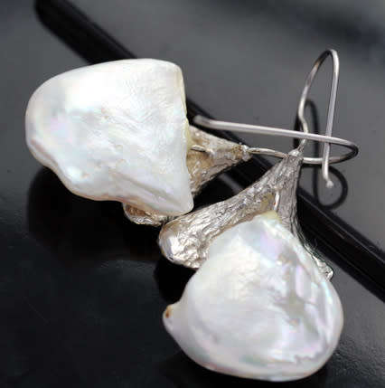 DRAMATIC HANDCRAFTED GORGEOUS BAROQUE PEARL STERLING SILVER DROP & DANGLE EARRINGS GOLD-HUED ACCENTS