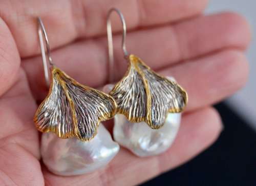 DRAMATIC HANDCRAFTED GORGEOUS BAROQUE PEARL STERLING SILVER DROP & DANGLE EARRINGS GOLD-HUED ACCENTS