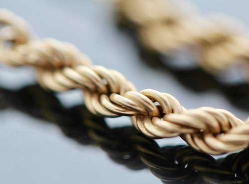 DAINTY 9ct YELLOW GOLD VINTAGE ENGLISH CHAIN EARRINGS GOLD STUDS. HALLMARKED