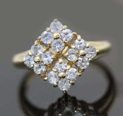 ENGLISH VINTAGE REAL TANZANITE GEMSTONE 9CT YELLOW GOLD RING. WELL HALLMARKED!