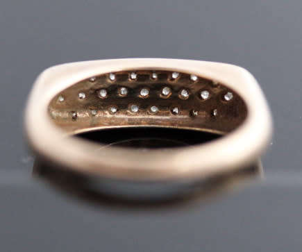 VINTAGE DIAMOND PAVÉ SET 9CT WHITE AND YELLOW GOLD RING 0,25ct JEWELLER CERT Inc R9000 - VERY SOLID