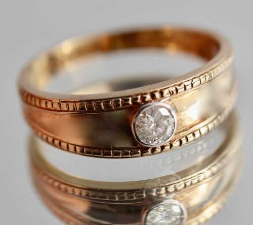 VINTAGE ENGLISH 9CT YELLOW GOLD SOLID WEDDING BAND DIAMOND SOLITAIRE 3,2 gr JEWELLER CERT R8'500
