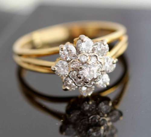 18ct YELLOW GOLD DIAMOND RING 0,88ct. JEWELLER EVALUATION CERT R40'000 included   4,28 grams
