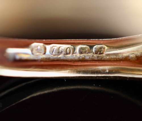 18ct YELLOW GOLD DIAMOND RING 0,88ct. JEWELLER EVALUATION CERT R40'000 included   4,28 grams
