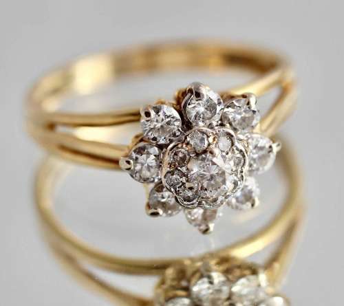 18ct YELLOW GOLD DIAMOND RING 0,88ct. JEWELLER EVALUATION CERT R40'000 included   4,28 grams