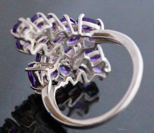 DEEP PURPLE AMETHYST GEMSTONE STERLING SILVER RING. URUGUAY MINED