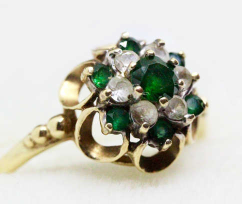 ORNATE VINTAGE EMERALD AND WHITE SPINEL 9CT YELLOW GOLD RING. *JEWELLER'S EVALUATION R16'800*