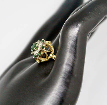 ORNATE VINTAGE EMERALD AND WHITE SPINEL 9CT YELLOW GOLD RING. *JEWELLER'S EVALUATION R16'800*